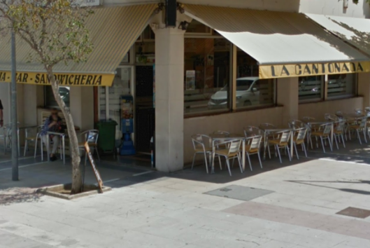 Bar cafetería La Cantonada en Palamós