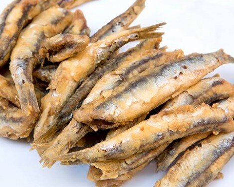 Boquerones fritos en Palamós Boquerones fritos en Palamós